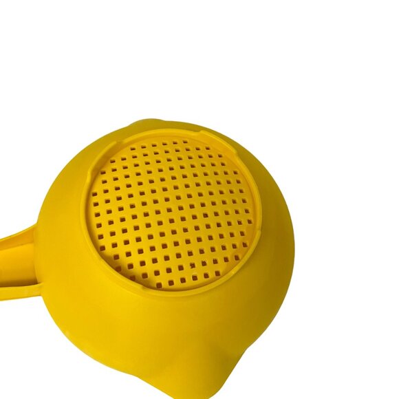 Yellow Plastic Colander With Handle For Kitchen Use - Picture 2 of 8